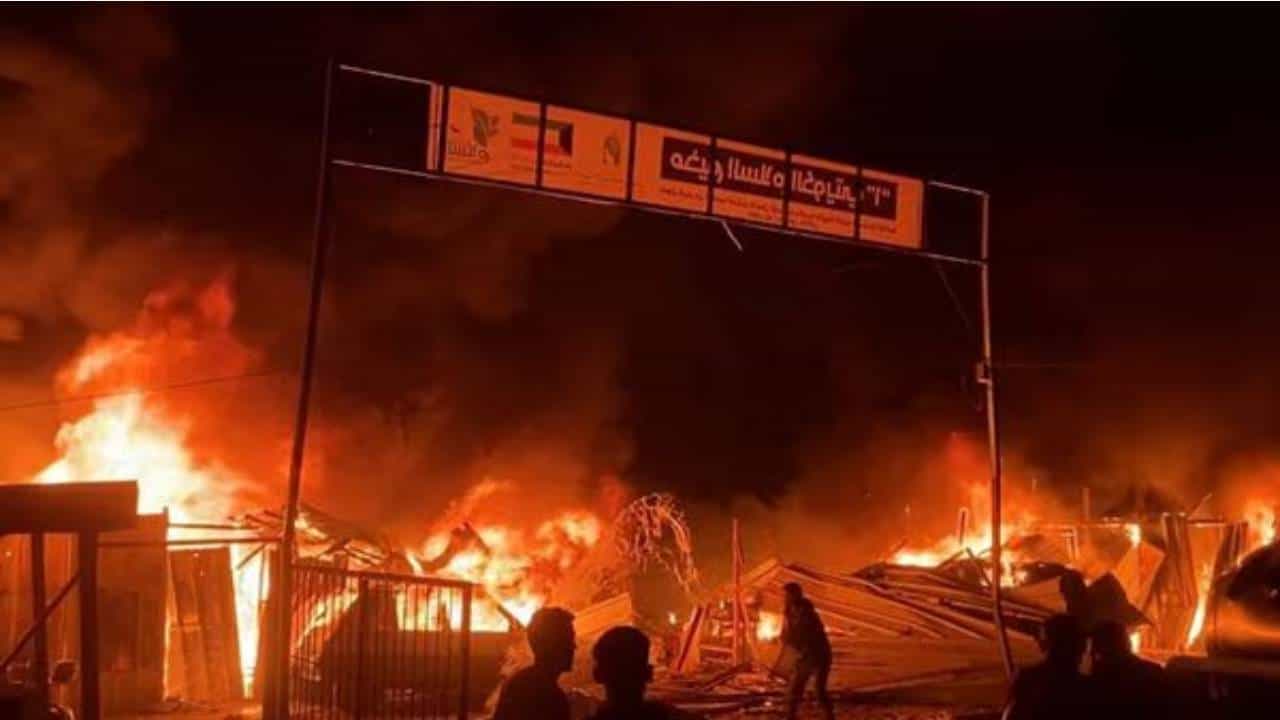 Israel Gaza War: ಗಾಜಾದ ನಿರಾಶ್ರಿತರ ಶಿಬಿರದ ಮೇಲೆ ಇಸ್ರೇಲ್ ವೈಮಾನಿಕ ದಾಳಿ, ಮಕ್ಕಳು ಸೇರಿ 35 ಮಂದಿ ಸಾವು Israel Gaza War: ಗಾಜಾದ ನಿರಾಶ್ರಿತರ ಶಿಬಿರದ ಮೇಲೆ ಇಸ್ರೇಲ್ ವೈಮಾನಿಕ ದಾಳಿ, ಮಕ್ಕಳು ಸೇರಿ 35 ಮಂದಿ ಸಾವು