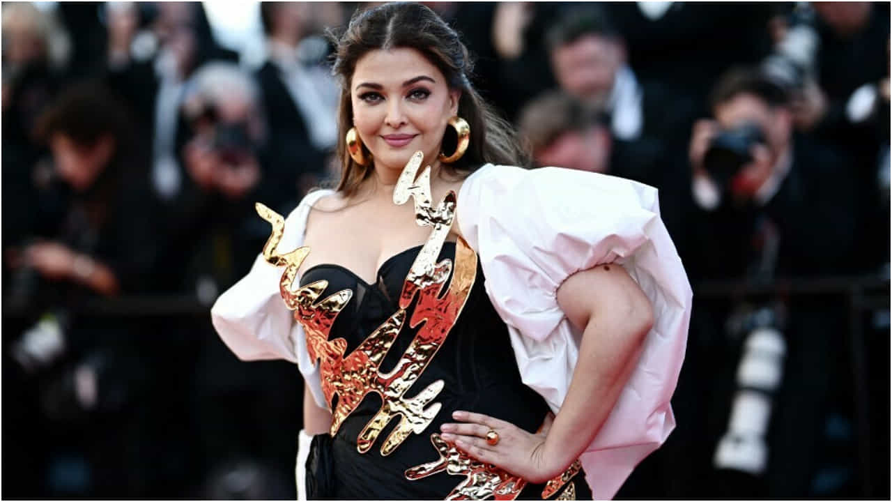 Cannes 2024: ಶೀಘ್ರವೇ ಶಸ್ತ್ರ ಚಿಕಿತ್ಸೆಗೆ ಒಳಗಾಗಲಿರುವ ನಟಿ ಐಶ್ವರ್ಯಾ ರೈ ಬಚ್ಚನ್ Cannes 2024: ಶೀಘ್ರವೇ ಶಸ್ತ್ರ ಚಿಕಿತ್ಸೆಗೆ ಒಳಗಾಗಲಿರುವ ನಟಿ ಐಶ್ವರ್ಯಾ ರೈ ಬಚ್ಚನ್