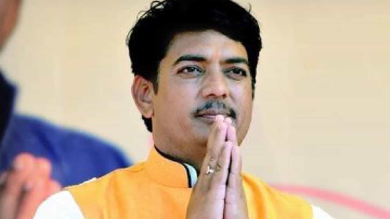 ರಾಜಸ್ಥಾನದಲ್ಲಿ ಒಬಿಸಿ ವರ್ಗದಡಿ ಮುಸ್ಲಿಮರಿಗೆ ನೀಡಿದ ಮೀಸಲಾತಿ ಪರಿಶೀಲಿಸುತ್ತೇವೆ; ಸಚಿವ ಅವಿನಾಶ್ ಗೆಹ್ಲೋಟ್ ರಾಜಸ್ಥಾನದಲ್ಲಿ ಒಬಿಸಿ ವರ್ಗದಡಿ ಮುಸ್ಲಿಮರಿಗೆ ನೀಡಿದ ಮೀಸಲಾತಿ ಪರಿಶೀಲಿಸುತ್ತೇವೆ; ಸಚಿವ ಅವಿನಾಶ್ ಗೆಹ್ಲೋಟ್