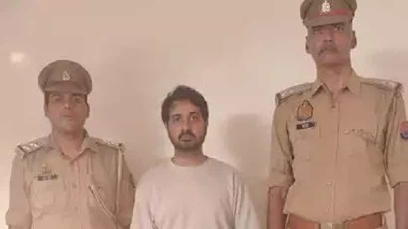 Crime News: ಹೇಟ್ ಸ್ಟೋರಿ; ಐಆರ್ಎಸ್ ಅಧಿಕಾರಿ ಮನೆಯೊಳಗೆ ಯುವತಿಯ ಶವ ಪತ್ತೆ