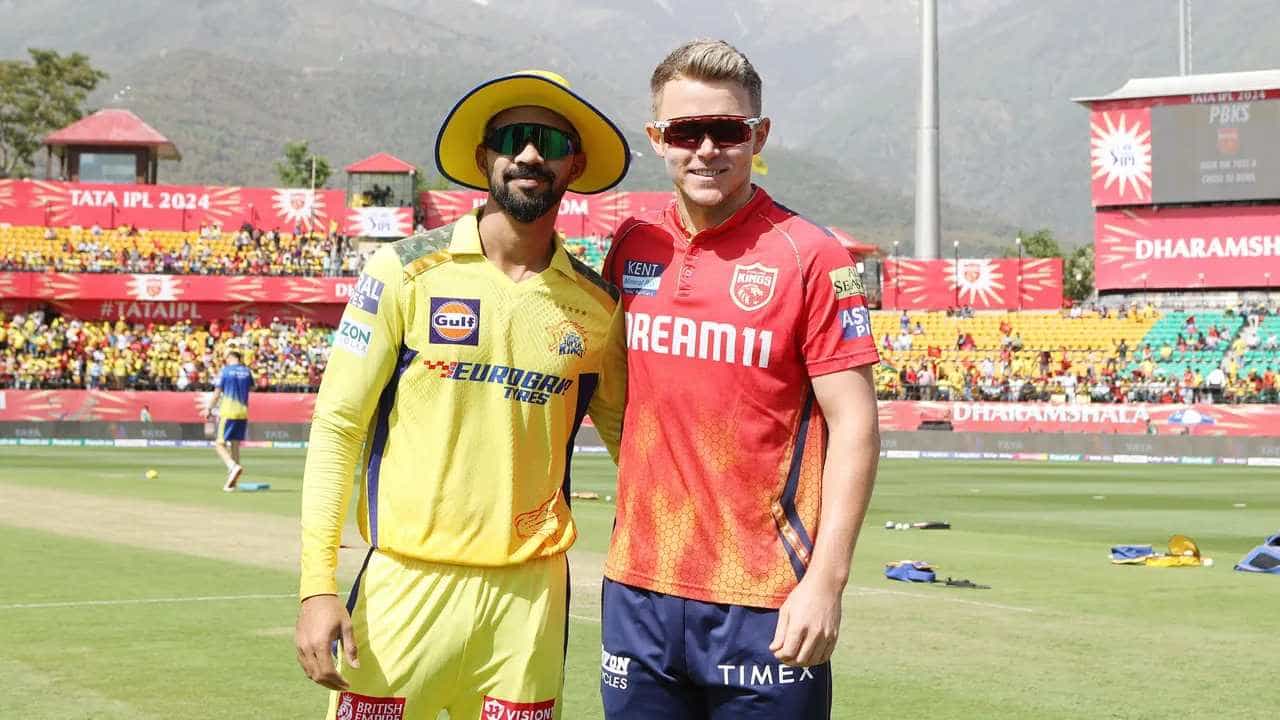ಇಂಡಿಯನ್ ಪ್ರೀಮಿಯರ್ ಲೀಗ್ನ (IPL 2024) 53ನೇ ಪಂದ್ಯದಲ್ಲಿ ಪಂಜಾಬ್ ಕಿಂಗ್ಸ್ (PBKS) ವಿರುದ್ಧ ಚೆನ್ನೈ ಸೂಪರ್ ಕಿಂಗ್ಸ್ (CSK) ತಂಡ ಜಯ ಸಾಧಿಸಿದೆ. ಧರ್ಮಶಾಲಾದ ಹೆಚ್ಪಿಸಿಎ ಮೈದಾನದಲ್ಲಿ ನಡೆದ ಈ ಪಂದ್ಯದಲ್ಲಿ ಟಾಸ್ ಗೆದ್ದ ಪಂಜಾಬ್ ಕಿಂಗ್ಸ್ ತಂಡದ ಹಂಗಾಮಿ ನಾಯಕ ಸ್ಯಾಮ್ ಕರನ್ ಬೌಲಿಂಗ್ ಆಯ್ದುಕೊಂಡಿದ್ದರು.