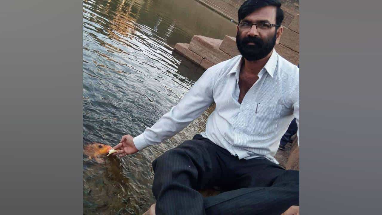 ಕೆಆರ್ಐಡಿಎಲ್ನಿಂದ ಬಿಲ್ ಬಾಕಿ: ಗುತ್ತಿಗೆದಾರ ನೇಣಿಗೆ ಶರಣು ಕೆಆರ್ಐಡಿಎಲ್ನಿಂದ ಬಿಲ್ ಬಾಕಿ: ಗುತ್ತಿಗೆದಾರ ನೇಣಿಗೆ ಶರಣು