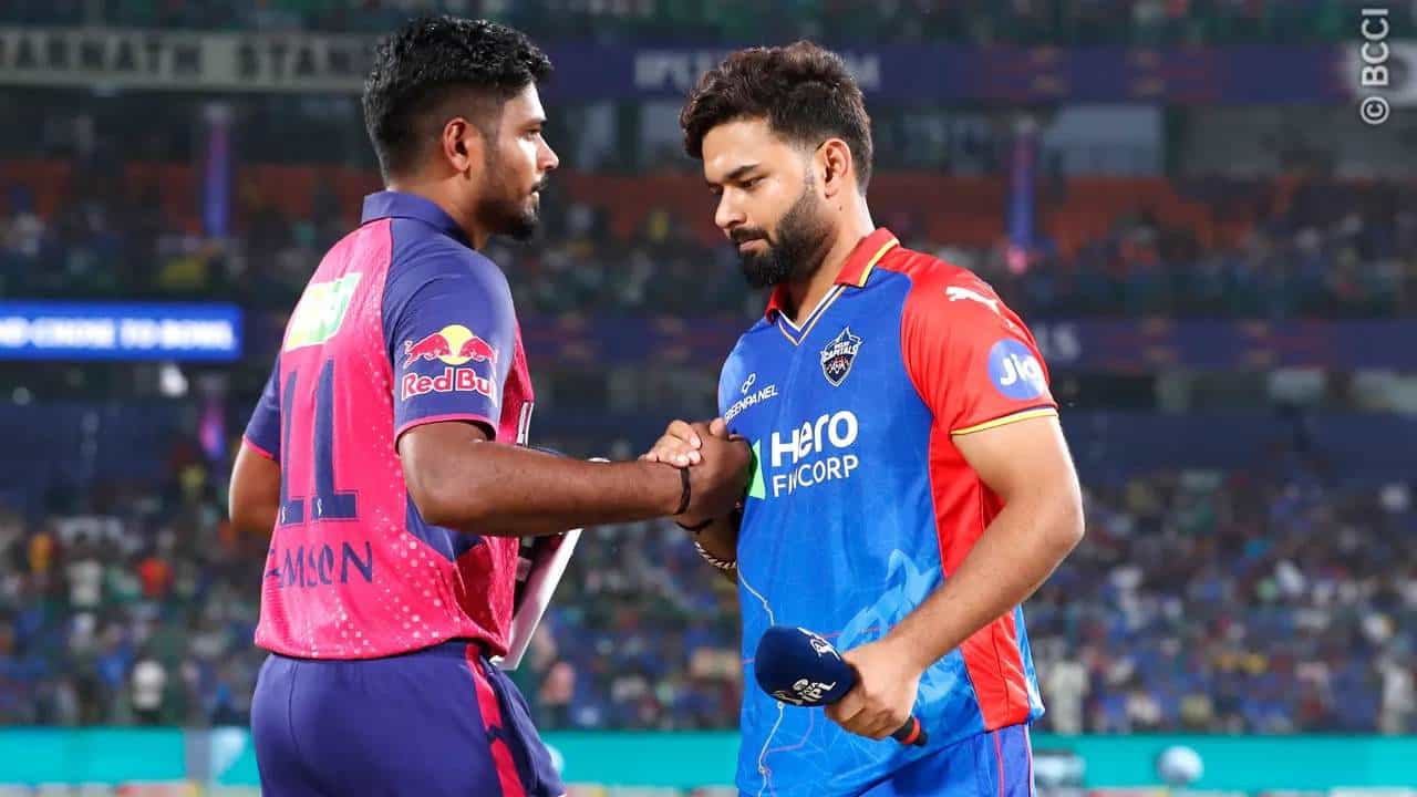 ಇಂಡಿಯನ್ ಪ್ರೀಮಿಯರ್ ಲೀಗ್ನ (IPL 2024) 56ನೇ ಪಂದ್ಯದಲ್ಲಿ ಟಿವಿ ಅಂಪೈರ್ ನೀಡಿದ ತೀರ್ಪು ಇದೀಗ ವಿವಾದಕ್ಕೆ ಕಾರಣವಾಗಿದೆ. ದೆಹಲಿಯ ಅರುಣ್ ಜೇಟ್ಲಿ ಮೈದಾನದಲ್ಲಿ ನಡೆದ ಈ ಪಂದ್ಯದಲ್ಲಿ ಡೆಲ್ಲಿ ಕ್ಯಾಪಿಟಲ್ಸ್ (DC) ಹಾಗೂ ರಾಜಸ್ಥಾನ್ ರಾಯಲ್ಸ್ (RR) ತಂಡಗಳು ಮುಖಾಮುಖಿಯಾಗಿದ್ದವು.