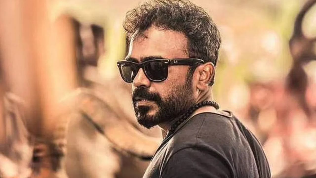 ಕೊನೆಗೂ ನಿಗದಿಯಾಯ್ತು ‘ಕಾಗೆ ಬಂಗಾರ’ಕ್ಕೆ ಮುಹೂರ್ತ, ನಾಯಕ ಯಾರು? ಕೊನೆಗೂ ನಿಗದಿಯಾಯ್ತು ‘ಕಾಗೆ ಬಂಗಾರ’ಕ್ಕೆ ಮುಹೂರ್ತ, ನಾಯಕ ಯಾರು?