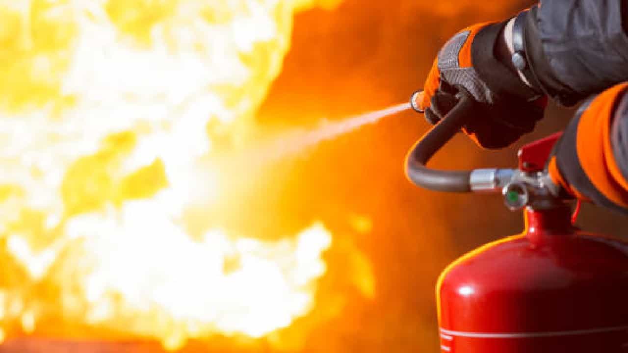 Fire Accident: ದೆಹಲಿ ಬಿಜೆಪಿ ಕಚೇರಿಯಲ್ಲಿ ಅಗ್ನಿ ಅವಘಡ; ಬೆಂಕಿ ನಂದಿಸಲು ಹರಸಾಹಸ