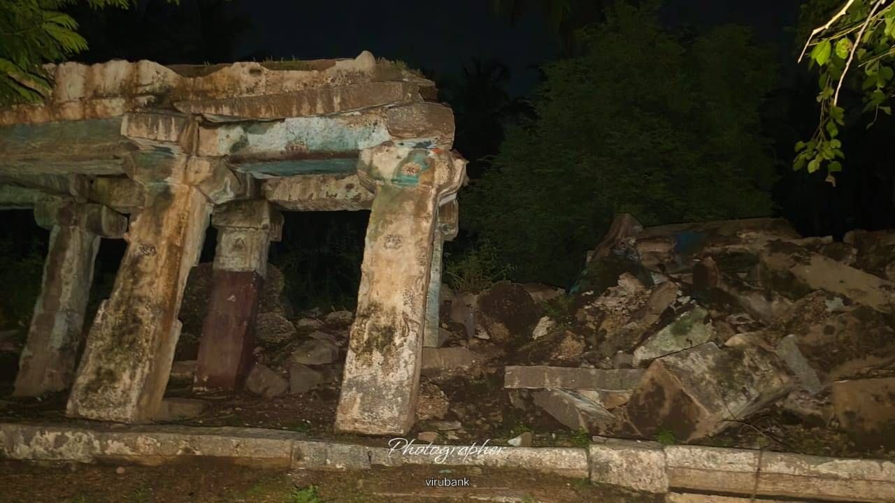 Vijayanagar News in Kannada: Hampi Rathabidi salu mantapa fell into the ground 