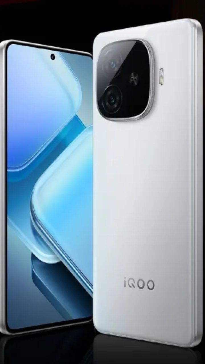 ಐಕ್ಯೂ Z9xಫೋನ್ 6000mAh ಬ್ಯಾಟರಿ, ಸ್ನಾಪ್‌ಡ್ರಾಗನ್ 6 ಜನರೇಷನ್ 1 ಪ್ರೊಸೆಸರ್, 8GB ವರ್ಚುವಲ್ RAM, 6.72 ಇಂಚಿನ ಡಿಸ್​ಪ್ಲೇಯನ್ನು ಹೊಂದಿದೆ.