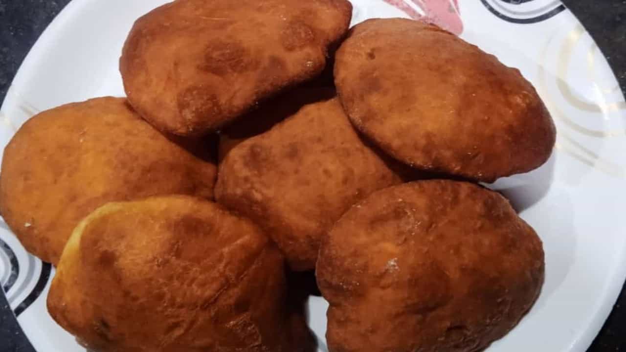 ಸ್ವಲ್ಪ ಮೃದು, ಸ್ವಲ್ಪ ಸಿಹಿ; ಪೌಷ್ಟಿಕ ಉಪಾಹಾರ ಮಂಗಳೂರು ಬನ್ಸ್ ಬಗ್ಗೆ ನಿಮಗೆಷ್ಟು ಗೊತ್ತು? ಸ್ವಲ್ಪ ಮೃದು, ಸ್ವಲ್ಪ ಸಿಹಿ; ಪೌಷ್ಟಿಕ ಉಪಾಹಾರ ಮಂಗಳೂರು ಬನ್ಸ್ ಬಗ್ಗೆ ನಿಮಗೆಷ್ಟು ಗೊತ್ತು?