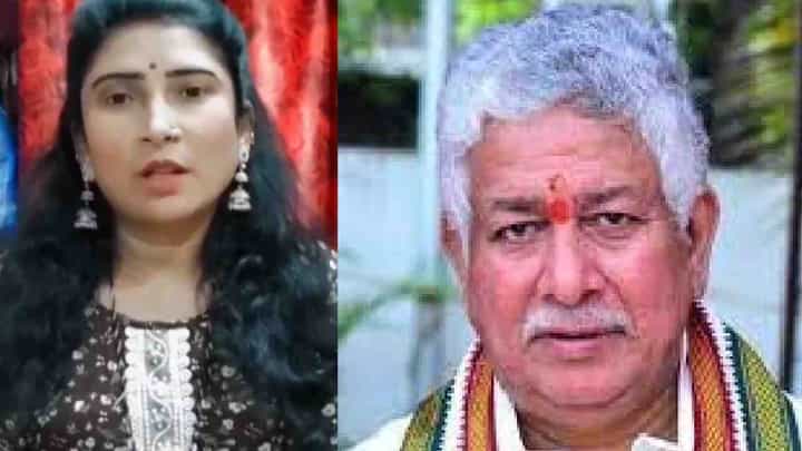 Video: ನೀರಿನ ವಿಚಾರವಾಗಿ ಸ್ವಪಕ್ಷದ ಶಾಸಕರಿಗೆ ಹಿಗ್ಗಾಮುಗ್ಗಾ ತರಾಟೆಗೆ ತೆಗೆದುಕೊಂಡ ಕಾಂಗ್ರೆಸ್ ಕಾರ್ಯಕರ್ತೆ Video: ನೀರಿನ ವಿಚಾರವಾಗಿ ಸ್ವಪಕ್ಷದ ಶಾಸಕರಿಗೆ ಹಿಗ್ಗಾಮುಗ್ಗಾ ತರಾಟೆಗೆ ತೆಗೆದುಕೊಂಡ ಕಾಂಗ್ರೆಸ್ ಕಾರ್ಯಕರ್ತೆ