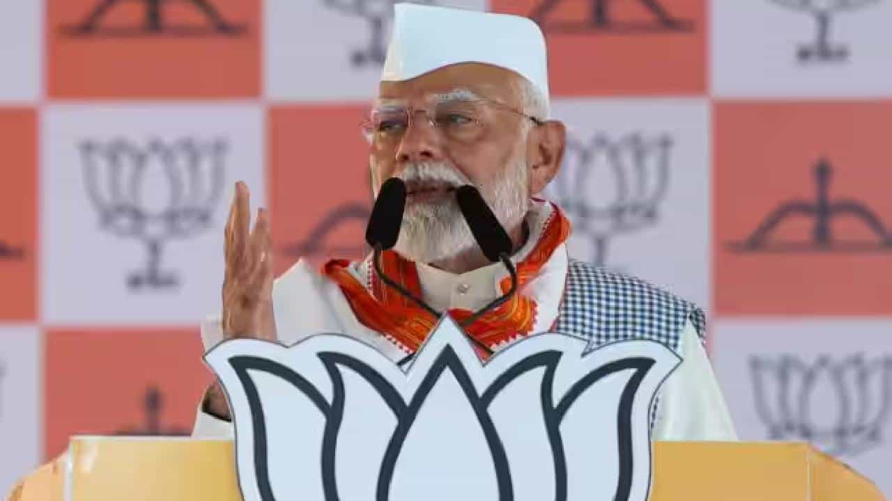 ಬಿಜೆಪಿ ಇಬ್ಭಾಗ ಆಗುತ್ತೆ, ಮೋದಿ ಪ್ರಧಾನಿಯಾಗಿ ಮುಂದುವರೆಯುವುದು ಅಸಾಧ್ಯ: ಉದ್ಧವ್ ಠಾಕ್ರೆ ಬಿಜೆಪಿ ಇಬ್ಭಾಗ ಆಗುತ್ತೆ, ಮೋದಿ ಪ್ರಧಾನಿಯಾಗಿ ಮುಂದುವರೆಯುವುದು ಅಸಾಧ್ಯ: ಉದ್ಧವ್ ಠಾಕ್ರೆ