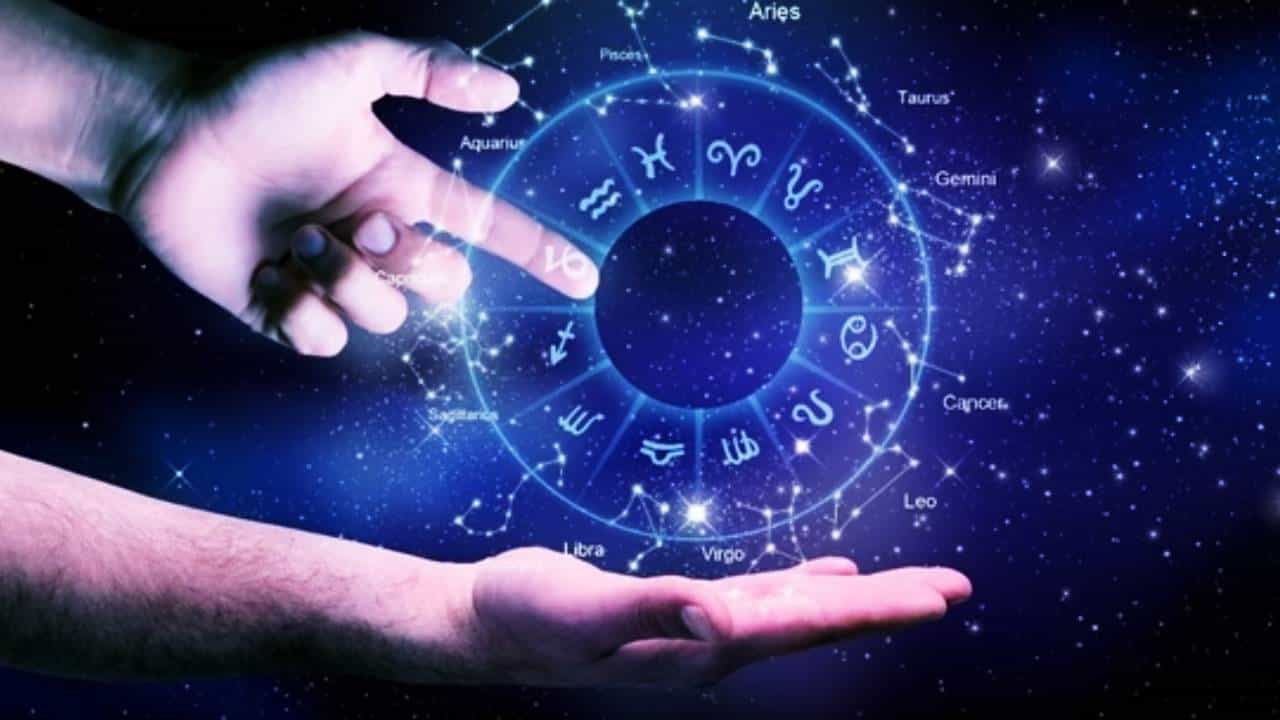 Horoscope: ರಾಶಿ ಭವಿಷ್ಯ; ಈ ರಾಶಿಯವರು ಸಾಮಾಜಿಕ ಕಾರ್ಯದಿಂದ ಟೀಕೆಗೆ ಗುರಿಯಾಗುವಿರಿ Horoscope: ರಾಶಿ ಭವಿಷ್ಯ; ಈ ರಾಶಿಯವರು ಸಾಮಾಜಿಕ ಕಾರ್ಯದಿಂದ ಟೀಕೆಗೆ ಗುರಿಯಾಗುವಿರಿ
