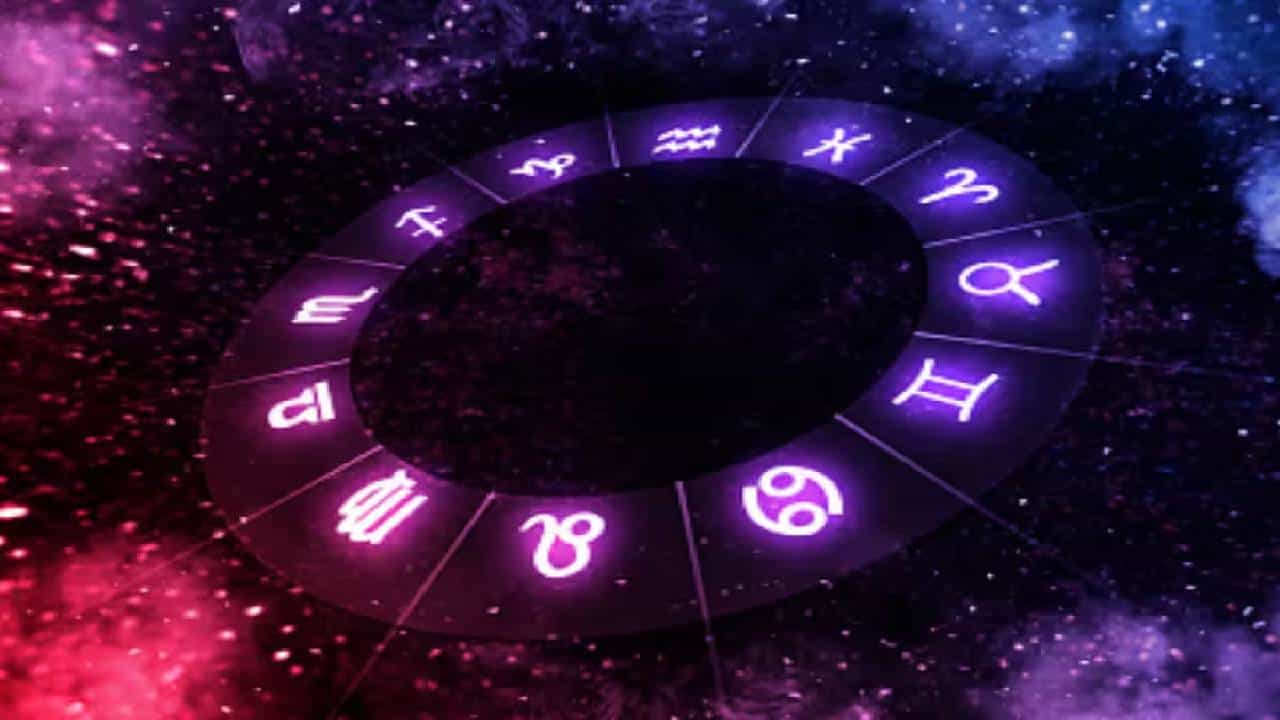 Horoscope: ದಿನಭವಿಷ್ಯ: ತಾಯಿಯ ಪ್ರೀತಿಯಿಂದ ನಿಮಗೆ ನೆಮ್ಮದಿ ಸಿಗಲಿದೆ Horoscope: ದಿನಭವಿಷ್ಯ: ತಾಯಿಯ ಪ್ರೀತಿಯಿಂದ ನಿಮಗೆ ನೆಮ್ಮದಿ ಸಿಗಲಿದೆ