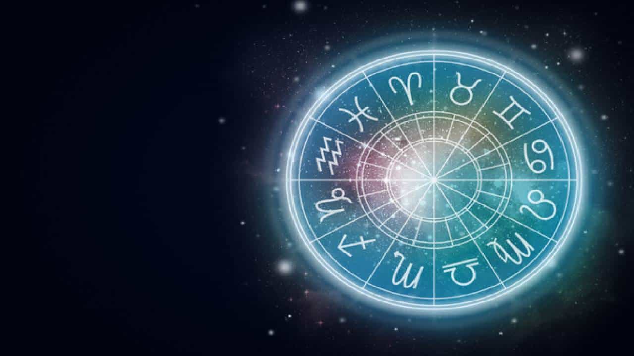 Horoscope: ಈ ರಾಶಿಯವರು ಯಾರನ್ನಾದರೂ ಹತ್ತಿರದವರನ್ನು ಕಳೆದುಕೊಳ್ಳುವ ಸಾಧ್ಯತೆ ಇದೆ Horoscope: ಈ ರಾಶಿಯವರು ಯಾರನ್ನಾದರೂ ಹತ್ತಿರದವರನ್ನು ಕಳೆದುಕೊಳ್ಳುವ ಸಾಧ್ಯತೆ ಇದೆ