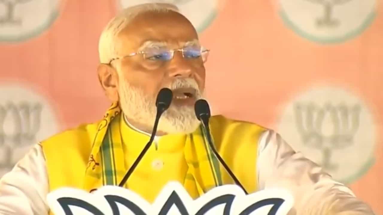 ಅಂಬೇಡ್ಕರ್ ಇಲ್ಲದಿದ್ದರೆ, ನೆಹರೂ ಅವರು ಎಸ್ಸಿ, ಎಸ್ಟಿ ಮತ್ತು ಒಬಿಸಿಗಳಿಗೆ ಕೋಟಾಗಳನ್ನು ಎಂದಿಗೂ ಒಪ್ಪುತ್ತಿರಲಿಲ್ಲ: ಮೋದಿ ಅಂಬೇಡ್ಕರ್ ಇಲ್ಲದಿದ್ದರೆ, ನೆಹರೂ ಅವರು ಎಸ್ಸಿ, ಎಸ್ಟಿ ಮತ್ತು ಒಬಿಸಿಗಳಿಗೆ ಕೋಟಾಗಳನ್ನು ಎಂದಿಗೂ ಒಪ್ಪುತ್ತಿರಲಿಲ್ಲ: ಮೋದಿ