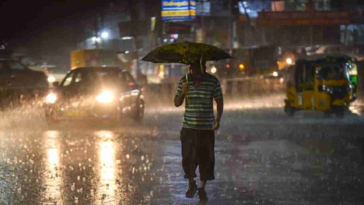 Rain Updates: ತಮಿಳುನಾಡು, ಕೇರಳದಲ್ಲಿ ವಿಪರೀತ ಮಳೆ; ಹಲವೆಡೆ 2 ದಿನ ರೆಡ್ ಅಲರ್ಟ್ ಘೋಷಣೆ