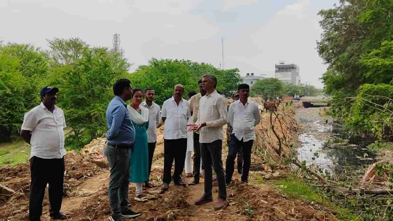 ಸಚಿವರಿಗೆ ಸುಳ್ಳು ಹೇಳಿ ಚೆಳ್ಳೆ ಹಣ್ಣು ತಿನ್ನಿಸಿದ ಅಧಿಕಾರಿಗಳು, ಸ್ಥಳ ಪರಿಶೀಲನೆ ವೇಳೆ ಕಾಮಗಾರಿ ಅಲಿಯತ್ತು ಬಯಲು