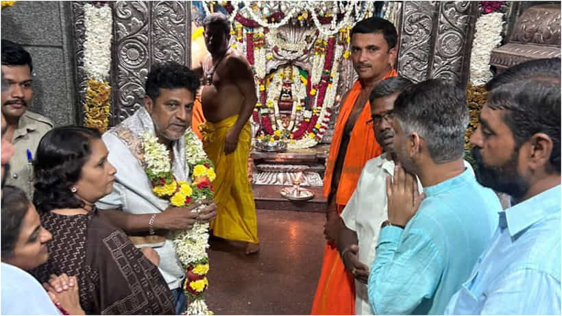 ‘ಉತ್ತರಕಾಂಡ’ ಶೂಟಿಂಗ್ ಮುಗಿಸಿ ಸವದತ್ತಿ ಯಲ್ಲಮ್ಮನ ದರ್ಶನ ಪಡೆದ ಶಿವರಾಜ್ಕುಮಾರ್
