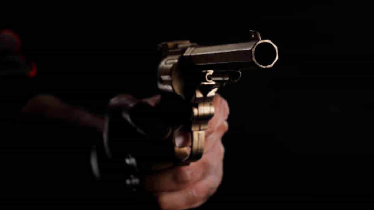 Crime News: ಹೆಂಡತಿಗೆ ಹೊಡೆದ ಸೈನಿಕನನ್ನು ಶೂಟ್ ಮಾಡಿ ಕೊಂದ ಮಾವ