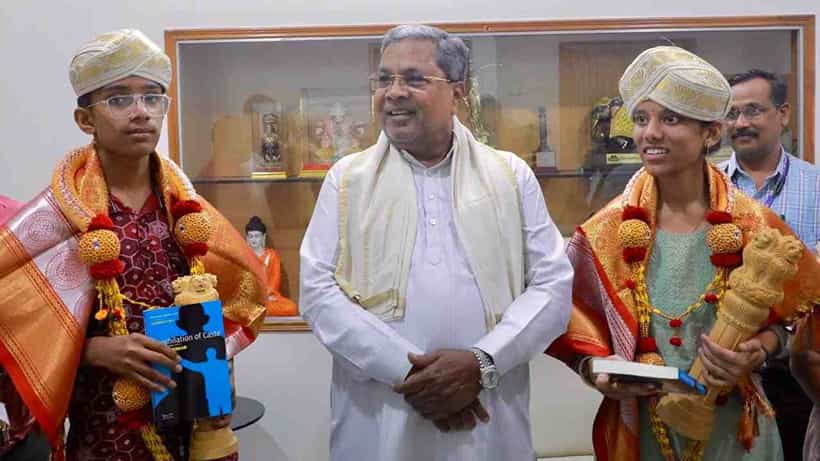 SSLC ಟಾಪರ್ಸ್ಗೆ ಬಂಪರ್ ಬಹುಮಾನ, ಅವರು ಕಲಿತ ಶಾಲೆಗಳಿಗೂ ಅನುದಾನ ಘೋಷಿಸಿದ ಸಿಎಂ