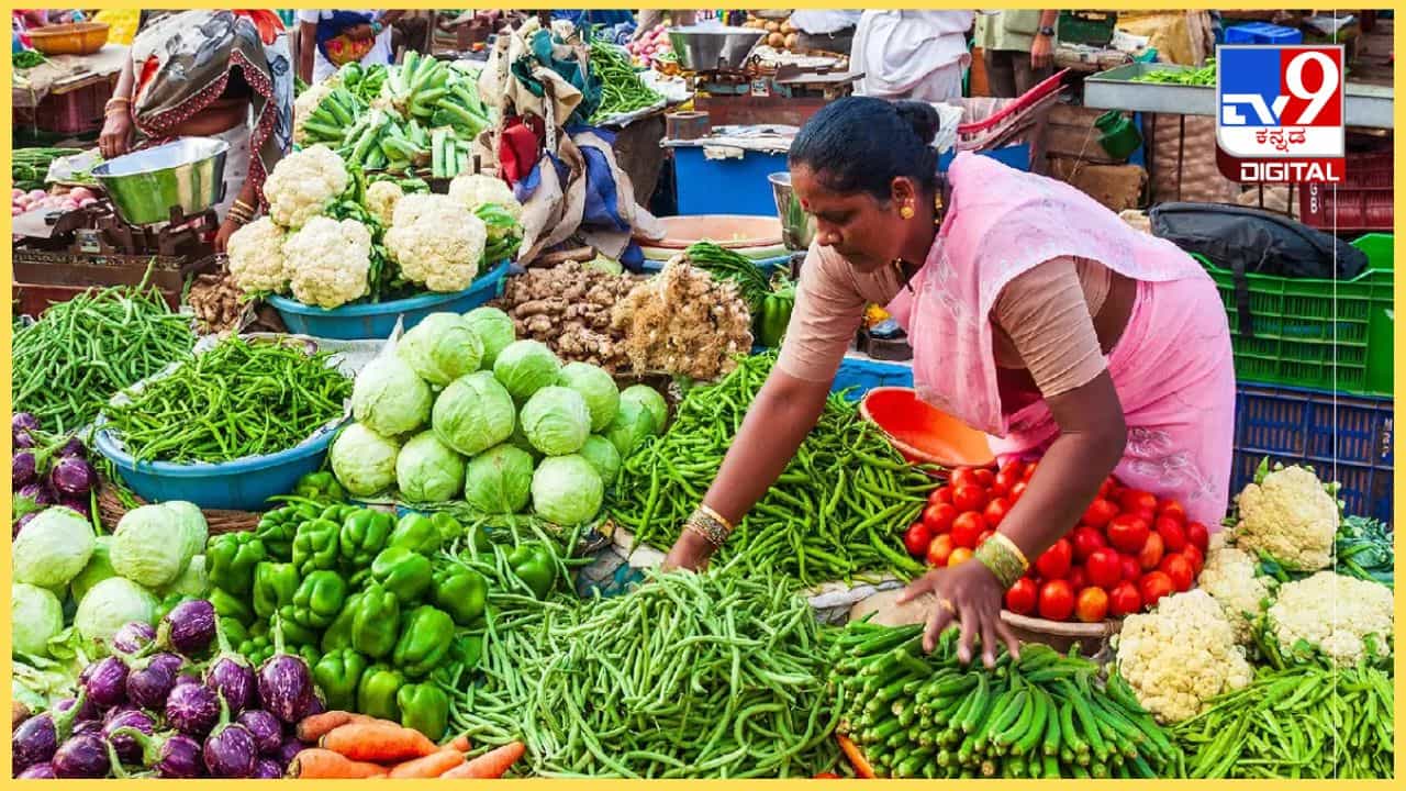 ಬೆಂಗಳೂರಿನಲ್ಲಿ ಈ ವಾರವೂ ತರಕಾರಿ, ಹಣ್ಣುಗಳ ಬೆಲೆ ಏರಿಕೆ, ಯಾವುದಕ್ಕೆ ಎಷ್ಟಿದೆ ದರ? ಇಲ್ಲಿದೆ ವಿವರ