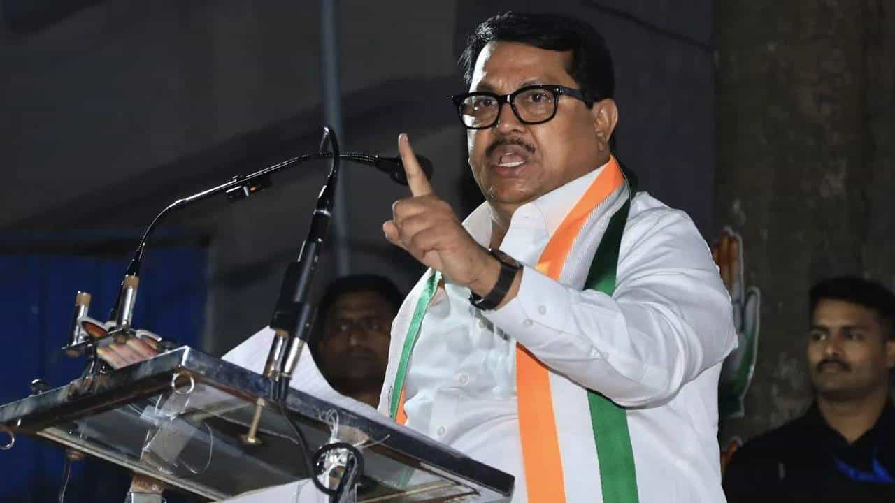 26/11 Mumbai Terror Attack: ಹೇಮಂತ್ ಕರ್ಕರೆಯನ್ನು ಕೊಂದಿದ್ದು ಪೊಲೀಸರು, ಕಸಬ್ ನಿರಪರಾಧಿ ಎಂದ ಕಾಂಗ್ರೆಸ್ ನಾಯಕ 26/11 Mumbai Terror Attack: ಹೇಮಂತ್ ಕರ್ಕರೆಯನ್ನು ಕೊಂದಿದ್ದು ಪೊಲೀಸರು, ಕಸಬ್ ನಿರಪರಾಧಿ ಎಂದ ಕಾಂಗ್ರೆಸ್ ನಾಯಕ