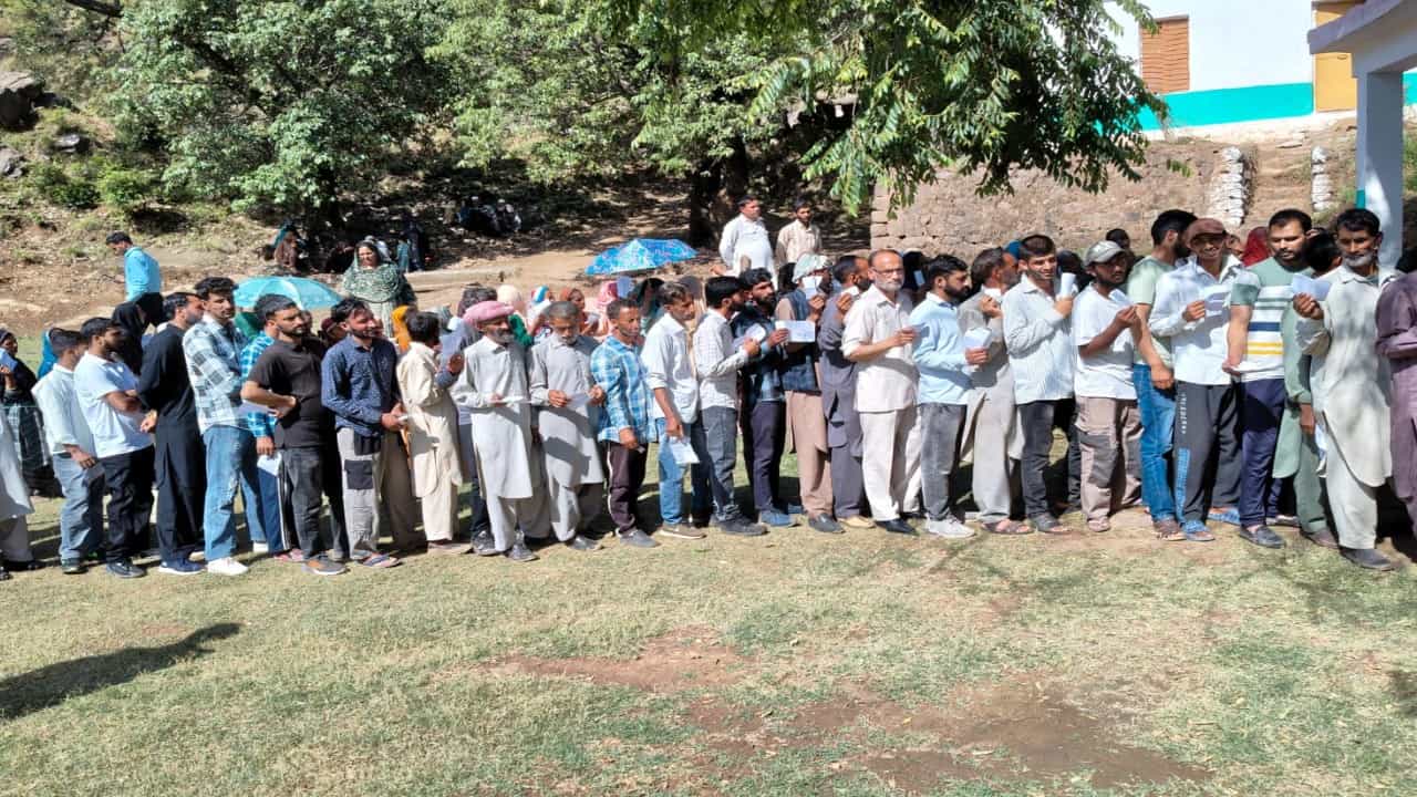 ಲೋಕಸಭಾ ಚುನಾವಣೆ 6ನೇ ಹಂತ: ಶೇ.59.06ರಷ್ಟು ಮತದಾನ; ಪಶ್ಚಿಮ ಬಂಗಾಳದಲ್ಲಿ ಅತೀ ಹೆಚ್ಚು, ದೆಹಲಿಯಲ್ಲಿ ಕಡಿಮೆ ಲೋಕಸಭಾ ಚುನಾವಣೆ 6ನೇ ಹಂತ: ಶೇ.59.06ರಷ್ಟು ಮತದಾನ; ಪಶ್ಚಿಮ ಬಂಗಾಳದಲ್ಲಿ ಅತೀ ಹೆಚ್ಚು, ದೆಹಲಿಯಲ್ಲಿ ಕಡಿಮೆ