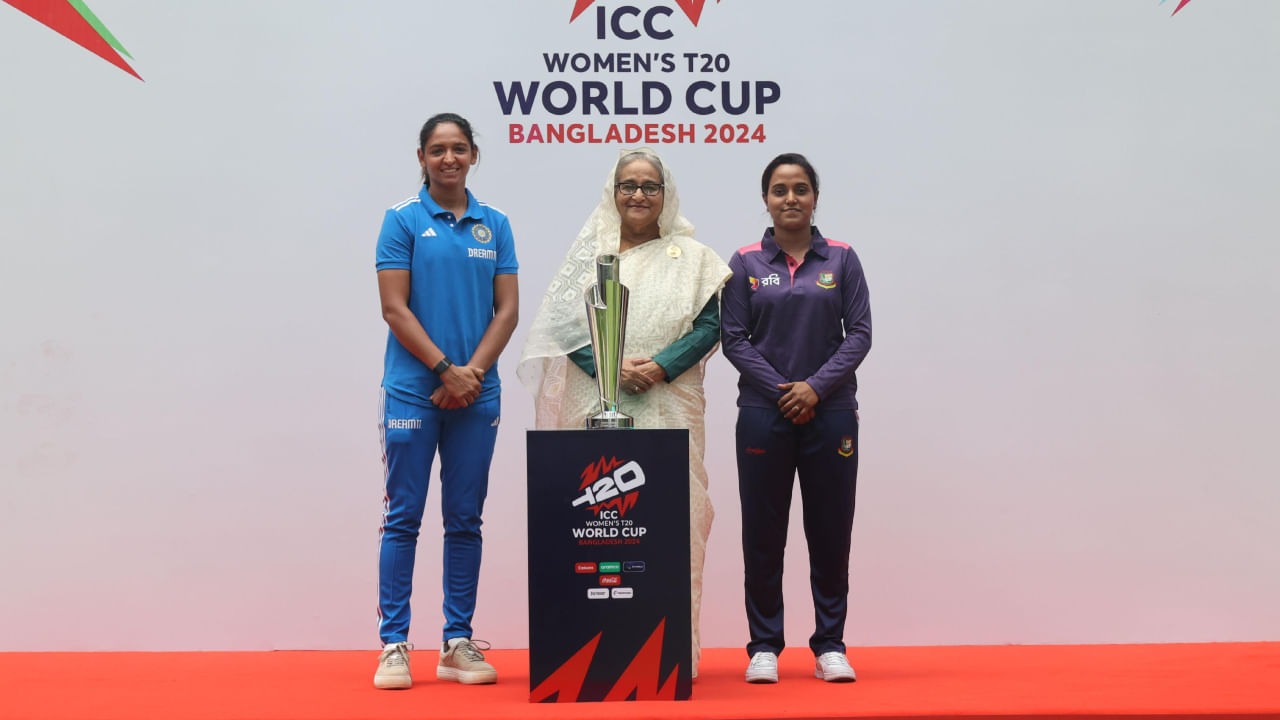 ಮಹಿಳೆಯರ ಟಿ20 ವಿಶ್ವಕಪ್ ವೇಳಾಪಟ್ಟಿ ಪ್ರಕಟ; ಭಾರತದ ಮೊದಲ ಪಂದ್ಯ ಯಾವಾಗ ಗೊತ್ತಾ? ಮಹಿಳೆಯರ ಟಿ20 ವಿಶ್ವಕಪ್ ವೇಳಾಪಟ್ಟಿ ಪ್ರಕಟ; ಭಾರತದ ಮೊದಲ ಪಂದ್ಯ ಯಾವಾಗ ಗೊತ್ತಾ?