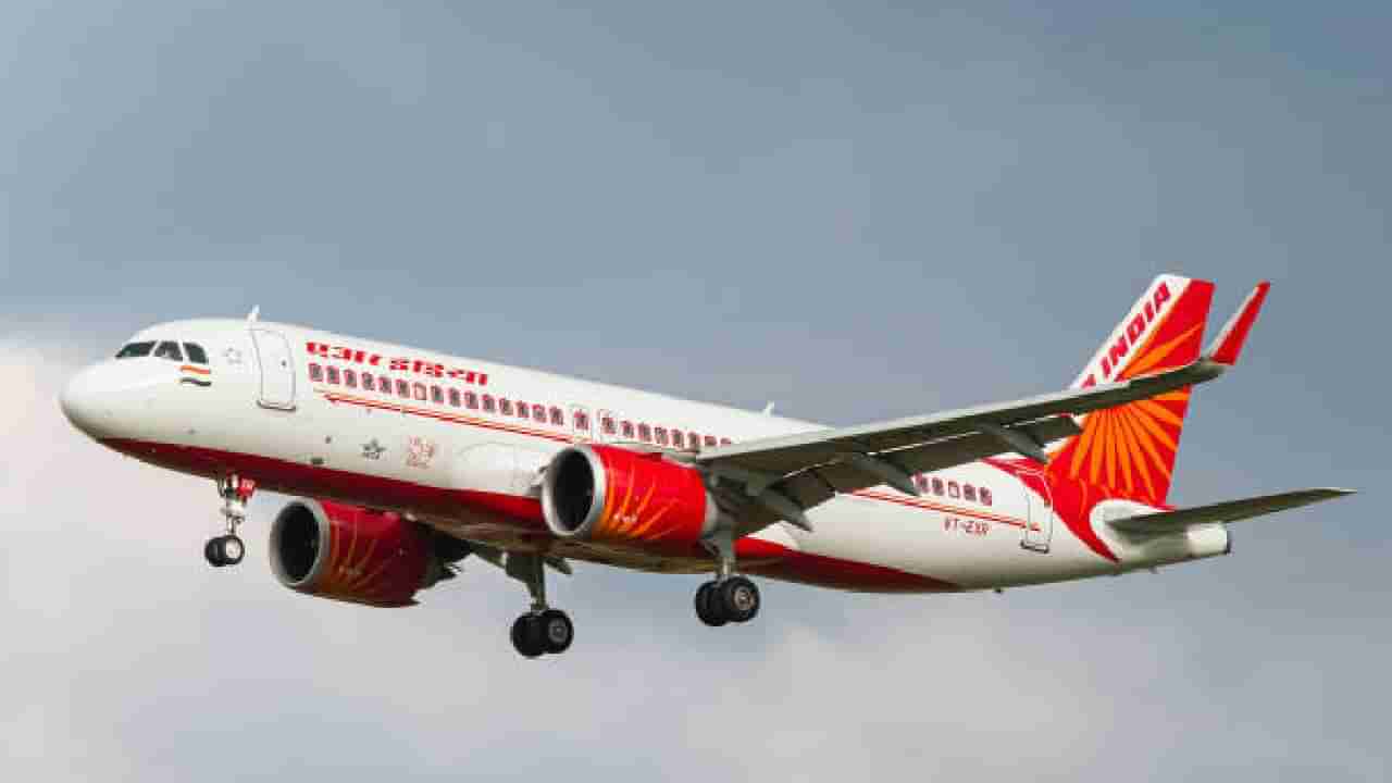 Air India Express: ಏರ್ ಇಂಡಿಯಾ ವಿಮಾನದ ಬಾಗಿಲು ತೆರೆಯಲು ಯತ್ನ, ಕ್ಯಾಬಿನ್ ಸಿಬ್ಬಂದಿ ಮೇಲೆ ಹಲ್ಲೆ; ಕೇರಳದ ವ್ಯಕ್ತಿಯ ಬಂಧನ