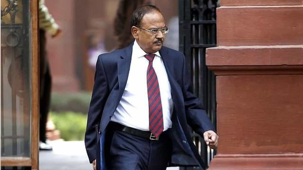ಎನ್ಎಸ್ಎ ಆಗಿ ಅಜಿತ್ ದೋವಲ್ ಮರುನೇಮಕ; ಮೋದಿ ಪ್ರಧಾನ ಕಾರ್ಯದರ್ಶಿಯಾಗಿ ಪಿಕೆ ಮಿಶ್ರಾ ಮುಂದುವರಿಕೆ ಎನ್ಎಸ್ಎ ಆಗಿ ಅಜಿತ್ ದೋವಲ್ ಮರುನೇಮಕ; ಮೋದಿ ಪ್ರಧಾನ ಕಾರ್ಯದರ್ಶಿಯಾಗಿ ಪಿಕೆ ಮಿಶ್ರಾ ಮುಂದುವರಿಕೆ