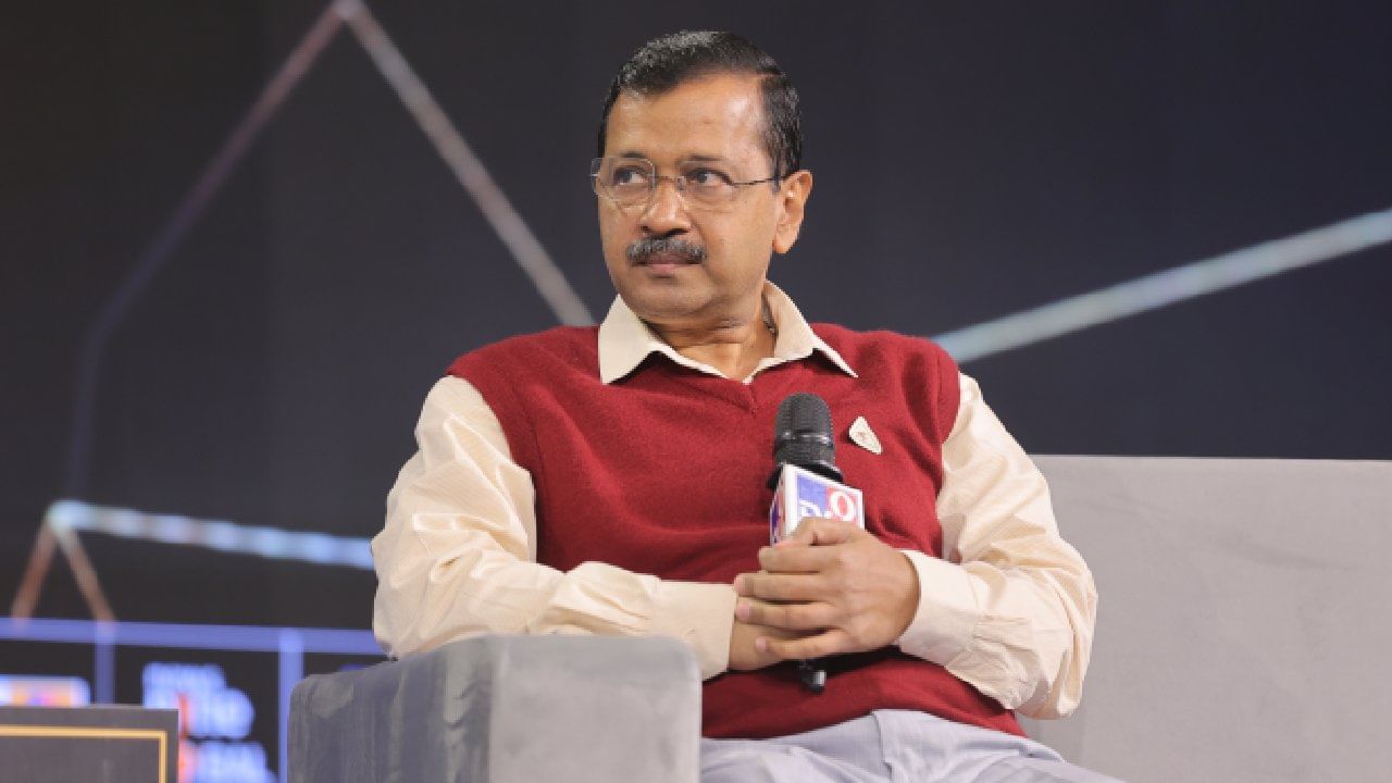 Arvind Kejriwal: ಸಿಬಿಐನಿಂದ ಕೇಜ್ರಿವಾಲ್ ಬಂಧನ; ಸಕ್ಕರೆ ಮಟ್ಟ ಕಡಿಮೆಯಾಗಿ ಕೋರ್ಟ್ನಲ್ಲಿ ಸುಸ್ತಾದ ಸಿಎಂ Arvind Kejriwal: ಸಿಬಿಐನಿಂದ ಕೇಜ್ರಿವಾಲ್ ಬಂಧನ; ಸಕ್ಕರೆ ಮಟ್ಟ ಕಡಿಮೆಯಾಗಿ ಕೋರ್ಟ್ನಲ್ಲಿ ಸುಸ್ತಾದ ಸಿಎಂ