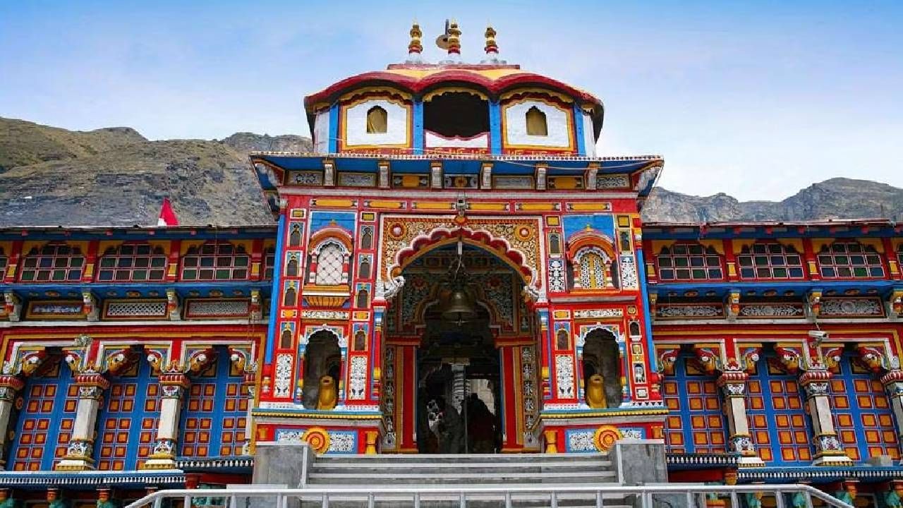 ಬದರಿನಾಥಕ್ಕೆ ದಾಖಲೆ ಸಂಖ್ಯೆಯಲ್ಲಿ ಯಾತ್ರಿಕರ ಆಗಮನ, ಒಂದು ತಿಂಗಳಲ್ಲಿ 5 ಲಕ್ಷ ಮಂದಿ ಭೇಟಿ ಬದರಿನಾಥಕ್ಕೆ ದಾಖಲೆ ಸಂಖ್ಯೆಯಲ್ಲಿ ಯಾತ್ರಿಕರ ಆಗಮನ, ಒಂದು ತಿಂಗಳಲ್ಲಿ 5 ಲಕ್ಷ ಮಂದಿ ಭೇಟಿ