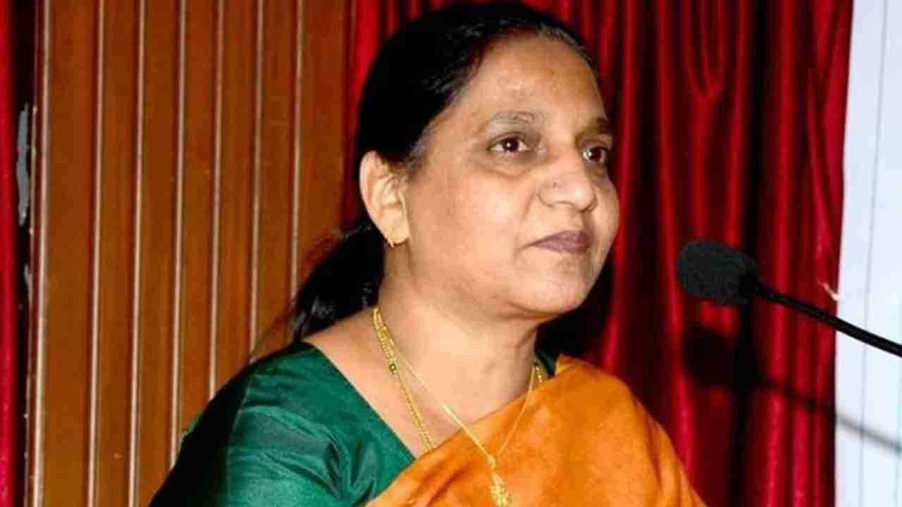 ಪರಿಷತ್ ಚುನಾವಣೆ: ಕಾಂಗ್ರೆಸ್ನಿಂದ ಅಚ್ಚರಿ ಅಭ್ಯರ್ಥಿ ಆಯ್ಕೆ: ಯಾರು ಈ ಬಲ್ಕಿಸ್ ಭಾನು? ಪರಿಷತ್ ಚುನಾವಣೆ: ಕಾಂಗ್ರೆಸ್ನಿಂದ ಅಚ್ಚರಿ ಅಭ್ಯರ್ಥಿ ಆಯ್ಕೆ: ಯಾರು ಈ ಬಲ್ಕಿಸ್ ಭಾನು?