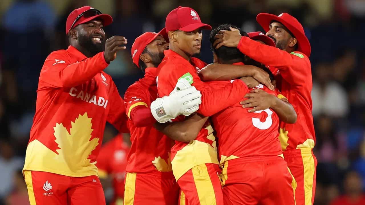 T20 World Cup 2024: ಮೊದಲ ಪಂದ್ಯದಲ್ಲೇ ವಿಶ್ವ ದಾಖಲೆ ಬರೆದ ಕೆನಡಾ T20 World Cup 2024: ಮೊದಲ ಪಂದ್ಯದಲ್ಲೇ ವಿಶ್ವ ದಾಖಲೆ ಬರೆದ ಕೆನಡಾ