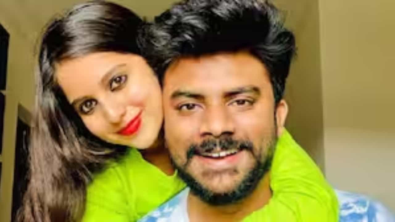 ವಿಚ್ಛೇದನದ ಬಳಿಕವೂ ಒಟ್ಟಾಗಿ ಸುದ್ದಿಗೋಷ್ಠಿ ಕರೆದ ಚಂದನ್-ನಿವೇದಿತಾ; ಇಲ್ಲಿದೆ ವಿವರ ವಿಚ್ಛೇದನದ ಬಳಿಕವೂ ಒಟ್ಟಾಗಿ ಸುದ್ದಿಗೋಷ್ಠಿ ಕರೆದ ಚಂದನ್-ನಿವೇದಿತಾ; ಇಲ್ಲಿದೆ ವಿವರ