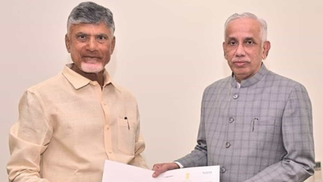 Chandrababu Naidu: ಜೂನ್ 12ರಂದು ಆಂಧ್ರ ಪ್ರದೇಶದ ಸಿಎಂ ಆಗಿ ಚಂದ್ರಬಾಬು ನಾಯ್ಡು ಪ್ರಮಾಣ ವಚನ Chandrababu Naidu: ಜೂನ್ 12ರಂದು ಆಂಧ್ರ ಪ್ರದೇಶದ ಸಿಎಂ ಆಗಿ ಚಂದ್ರಬಾಬು ನಾಯ್ಡು ಪ್ರಮಾಣ ವಚನ