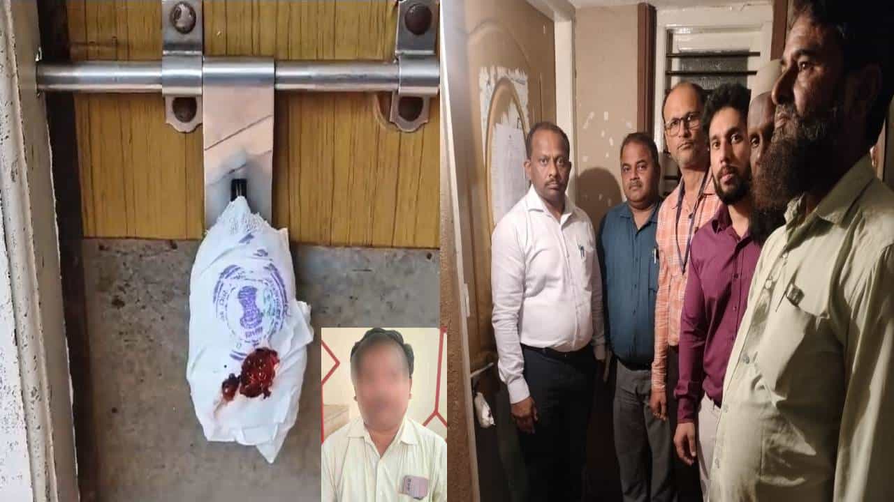 ಬೆಳಗಾವಿಯಲ್ಲಿ ಮಕ್ಕಳ ಮಾರಾಟ ಜಾಲ: ಬೇರೊಬ್ಬ ವೈದ್ಯನ ಹೆಸರಿನಲ್ಲಿ ಅಬ್ದುಲ್ ನಡೆಸ್ತಿದ್ದ ಕ್ಲಿನಿಕ್ ಸೀಜ್ ಬೆಳಗಾವಿಯಲ್ಲಿ ಮಕ್ಕಳ ಮಾರಾಟ ಜಾಲ: ಬೇರೊಬ್ಬ ವೈದ್ಯನ ಹೆಸರಿನಲ್ಲಿ ಅಬ್ದುಲ್ ನಡೆಸ್ತಿದ್ದ ಕ್ಲಿನಿಕ್ ಸೀಜ್
