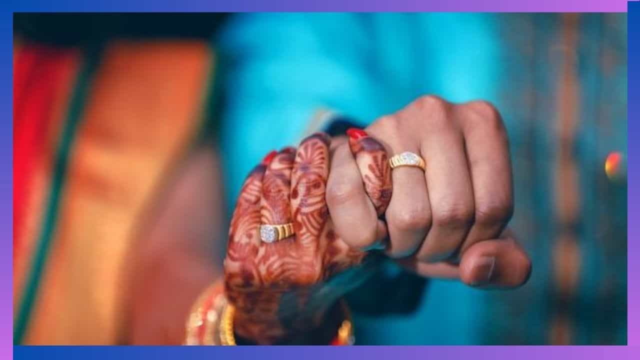 ಅಮ್ಮ ನನಗೆ ಆ ಹುಡುಗ ಇಷ್ಟವಿಲ್ಲವೆಂದರೂ ಬಲವಂತದ ನಿಶ್ಚಿತಾರ್ಥ ಮಾಡಿಸಿದ ತಾಯಿ, ಆತ್ಮಹತ್ಯೆ ಮಾಡಿಕೊಂಡ ಮಗಳು ಅಮ್ಮ ನನಗೆ ಆ ಹುಡುಗ ಇಷ್ಟವಿಲ್ಲವೆಂದರೂ ಬಲವಂತದ ನಿಶ್ಚಿತಾರ್ಥ ಮಾಡಿಸಿದ ತಾಯಿ, ಆತ್ಮಹತ್ಯೆ ಮಾಡಿಕೊಂಡ ಮಗಳು