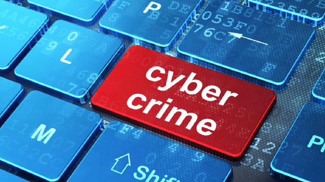 Cyber Crime: ಸೈಬರ್ ವಂಚನೆಯಲ್ಲಿ 2 ಕೋಟಿ ರೂ. ಕಳೆದುಕೊಂಡ ಕಾಫಿ ಬೆಳಗಾರ Cyber Crime: ಸೈಬರ್ ವಂಚನೆಯಲ್ಲಿ 2 ಕೋಟಿ ರೂ. ಕಳೆದುಕೊಂಡ ಕಾಫಿ ಬೆಳಗಾರ