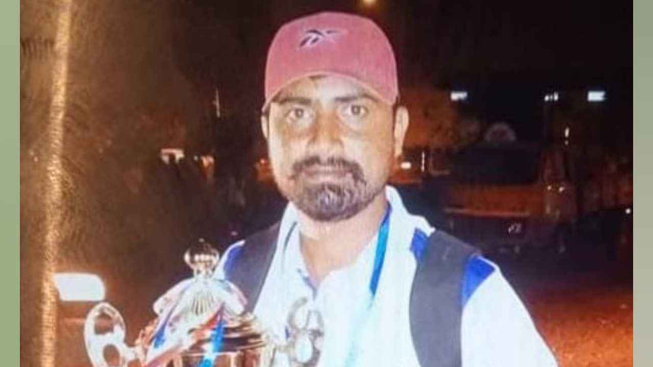 ಹನಿಟ್ರ್ಯಾಪ್ ಮೂಲಕ ಶಾಸಕ ಹರೀಶ್ಗೌಡಗೆ ಬ್ಲ್ಯಾಕ್ ಮೇಲ್ ಮಾಡಿದ್ದ ಆರೋಪಿಗಳ ಬಂಧನ ಹನಿಟ್ರ್ಯಾಪ್ ಮೂಲಕ ಶಾಸಕ ಹರೀಶ್ಗೌಡಗೆ ಬ್ಲ್ಯಾಕ್ ಮೇಲ್ ಮಾಡಿದ್ದ ಆರೋಪಿಗಳ ಬಂಧನ