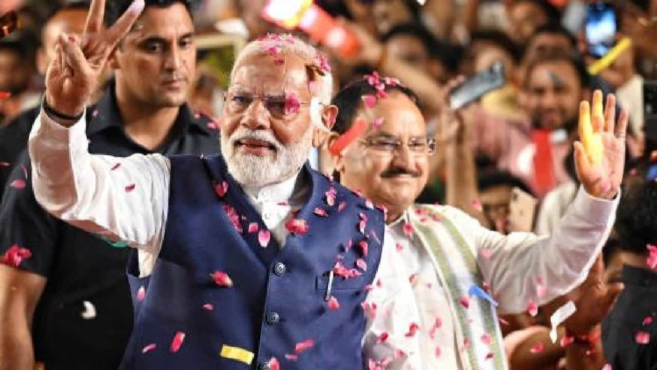 Modi Cabinet: ಮೋದಿ ಸಂಪುಟದಲ್ಲಿ ಸಚಿವರಾಗಿ ಬಿಜೆಪಿ ಅಧ್ಯಕ್ಷ ಜೆ.ಪಿ ನಡ್ಡಾ ಇಂದು ಪ್ರಮಾಣವಚನ ಸ್ವೀಕಾರ ಸಾಧ್ಯತೆ Modi Cabinet: ಮೋದಿ ಸಂಪುಟದಲ್ಲಿ ಸಚಿವರಾಗಿ ಬಿಜೆಪಿ ಅಧ್ಯಕ್ಷ ಜೆ.ಪಿ ನಡ್ಡಾ ಇಂದು ಪ್ರಮಾಣವಚನ ಸ್ವೀಕಾರ ಸಾಧ್ಯತೆ