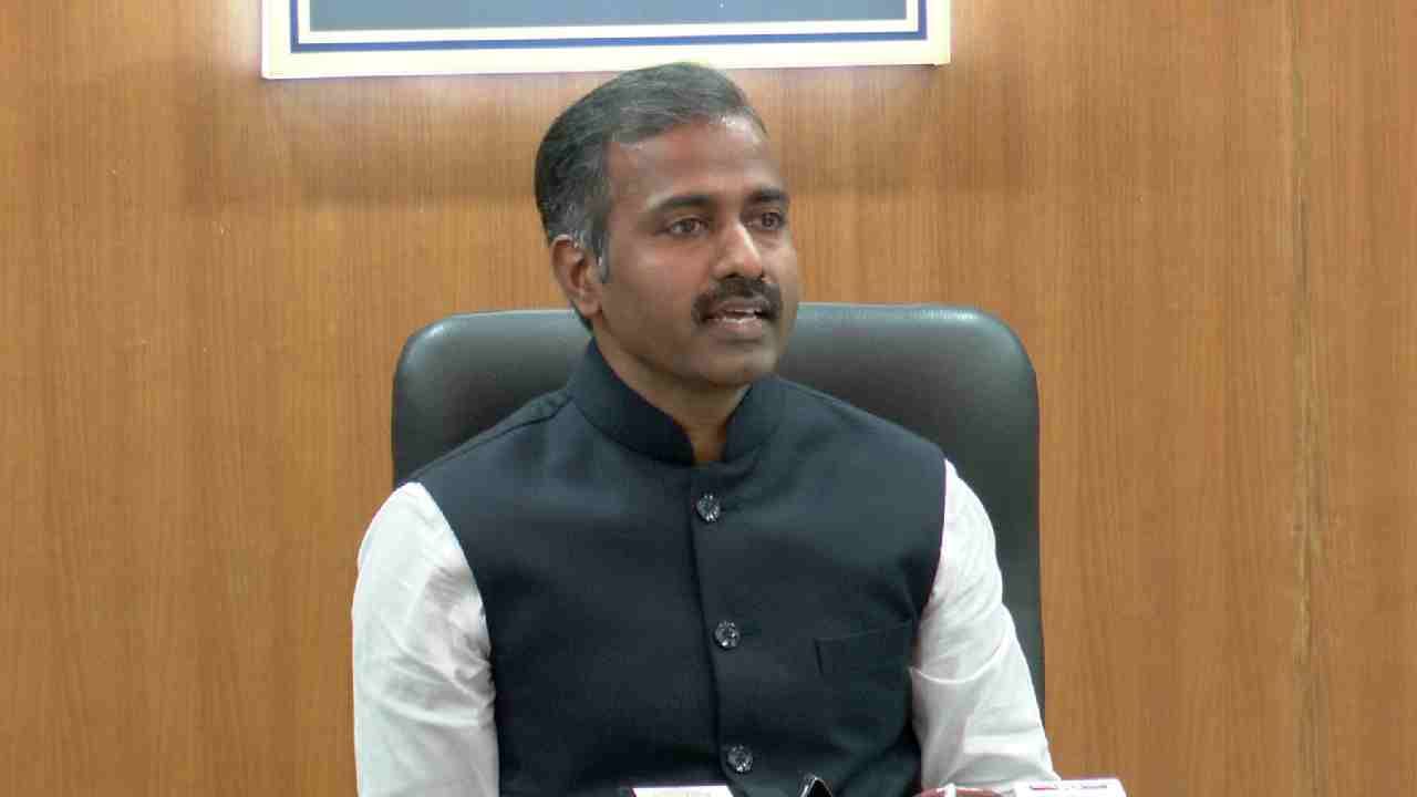 ನೀತಿ ಸಂಹಿತೆ ಜಾರಿ ಸಮಸ್ಯೆ: ಕೆಸಿಇಟಿ ಫಲಿತಾಂಶ 2024 ಗೊಂದಲಕ್ಕೆ ತೆರೆ ಎಳೆದ ಕೆಇಎ ನಿರ್ದೇಶಕ ನೀತಿ ಸಂಹಿತೆ ಜಾರಿ ಸಮಸ್ಯೆ: ಕೆಸಿಇಟಿ ಫಲಿತಾಂಶ 2024 ಗೊಂದಲಕ್ಕೆ ತೆರೆ ಎಳೆದ ಕೆಇಎ ನಿರ್ದೇಶಕ