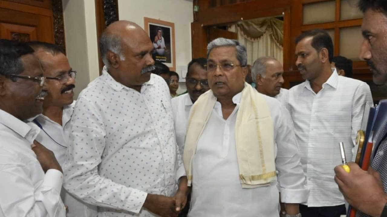 ಸಿಎಂ ಭೇಟಿ ಮಾಡಿದ ಕೆಯುಡಬ್ಲೂೃಜೆ, ಪತ್ರಕರ್ತರ ಬೇಡಿಕೆ ಈಡೇರಿಸುವಂತೆ ಸಿದ್ದರಾಮಯ್ಯಗೆ ಮನವಿ