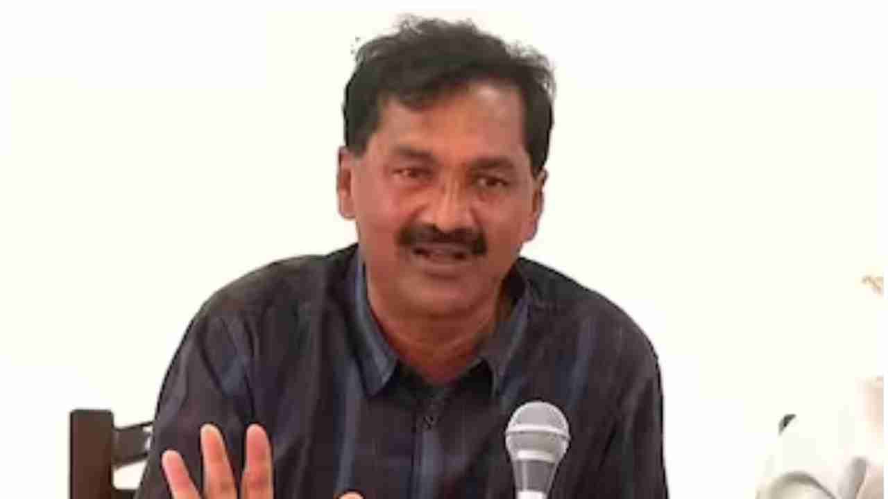 ರಾಜ್ಯ ಸರ್ಕಾರ ಗ್ಯಾರಂಟಿ ಯೋಜನೆ ನಿಲ್ಲಿಸುವುದೇ ಒಳ್ಳೆಯದು: ಜನರಿಗೆ ಇಷ್ಟ ಆಗಿಲ್ಲ ಎಂದ ಎಂ.ಲಕ್ಷ್ಮಣ್ ರಾಜ್ಯ ಸರ್ಕಾರ ಗ್ಯಾರಂಟಿ ಯೋಜನೆ ನಿಲ್ಲಿಸುವುದೇ ಒಳ್ಳೆಯದು: ಜನರಿಗೆ ಇಷ್ಟ ಆಗಿಲ್ಲ ಎಂದ ಎಂ.ಲಕ್ಷ್ಮಣ್