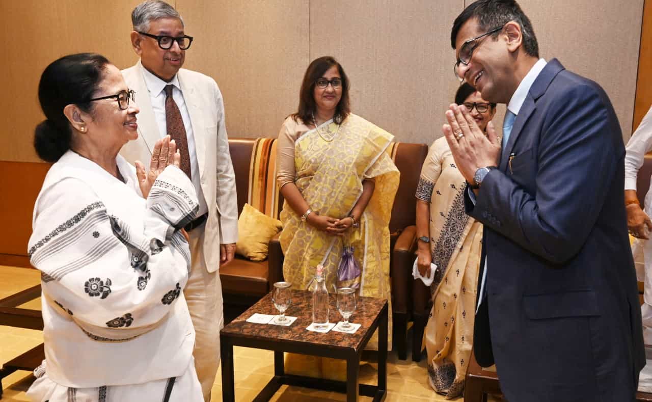 ನ್ಯಾಯಾಂಗದಲ್ಲಿ ರಾಜಕೀಯ ಪಕ್ಷಪಾತ ಇಲ್ಲದಂತೆ ನೋಡಿಕೊಳ್ಳಿ: ಮಮತಾ ಬ್ಯಾನರ್ಜಿ
