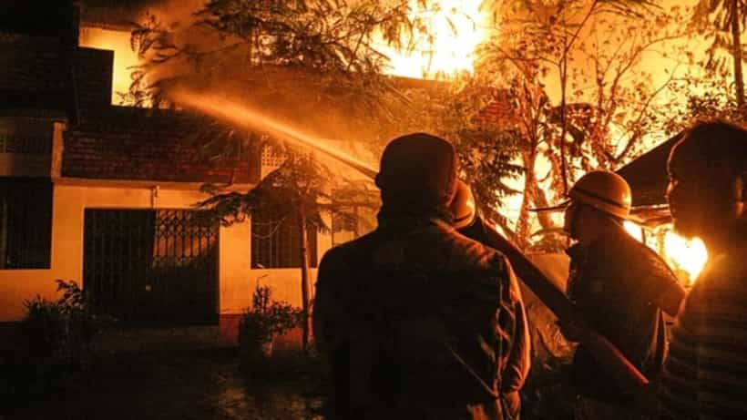ಮಣಿಪುರ: ವ್ಯಕ್ತಿಯ ಶಿರಚ್ಛೇದ, ಹಲವು ಮನೆಗಳಿಗೆ ಬೆಂಕಿ ಹಚ್ಚಿದ ಗುಂಪು