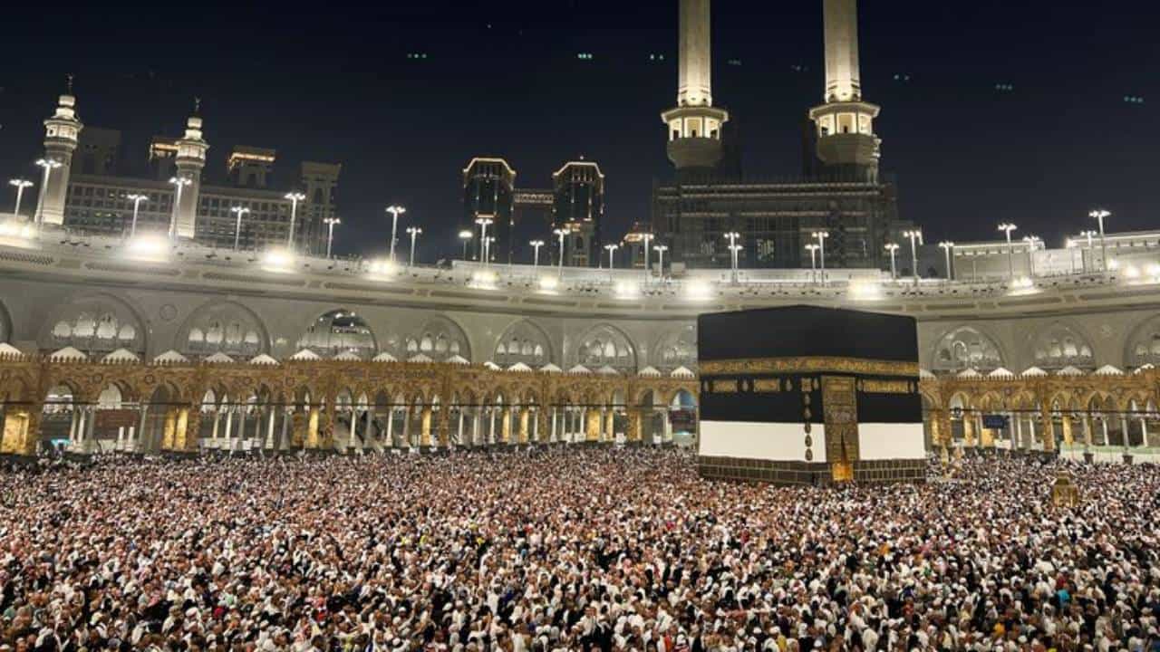 Hajj Pilgrimage: ಹಜ್ ಯಾತ್ರೆಗೆ ತೆರಳಿದ್ದ 68 ಮಂದಿ ಭಾರತೀಯರು ಸಾವು Hajj Pilgrimage: ಹಜ್ ಯಾತ್ರೆಗೆ ತೆರಳಿದ್ದ 68 ಮಂದಿ ಭಾರತೀಯರು ಸಾವು