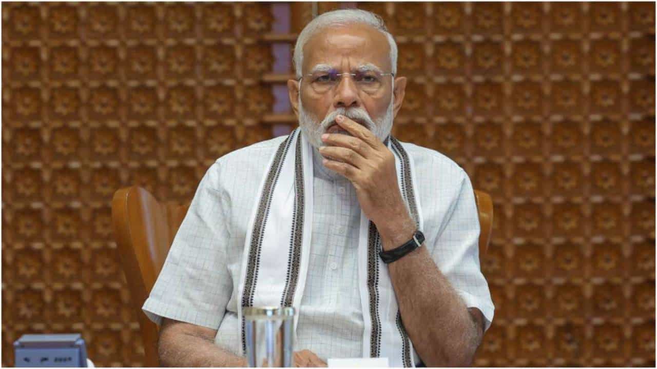 ಕ್ಯೂಎಸ್ ವರ್ಲ್ಡ್ ಯೂನಿವರ್ಸಿಟಿ ರ್ಯಾಂಕಿಂಗ್: ಭಾರತೀಯ ಶಿಕ್ಷಣ ಸಂಸ್ಥೆಗಳ ಶ್ರೇಯಾಂಕದಲ್ಲಿ ಭಾರಿ ಸುಧಾರಣೆ, ಮೋದಿ ಶ್ಲಾಘನೆ ಕ್ಯೂಎಸ್ ವರ್ಲ್ಡ್ ಯೂನಿವರ್ಸಿಟಿ ರ್ಯಾಂಕಿಂಗ್: ಭಾರತೀಯ ಶಿಕ್ಷಣ ಸಂಸ್ಥೆಗಳ ಶ್ರೇಯಾಂಕದಲ್ಲಿ ಭಾರಿ ಸುಧಾರಣೆ, ಮೋದಿ ಶ್ಲಾಘನೆ