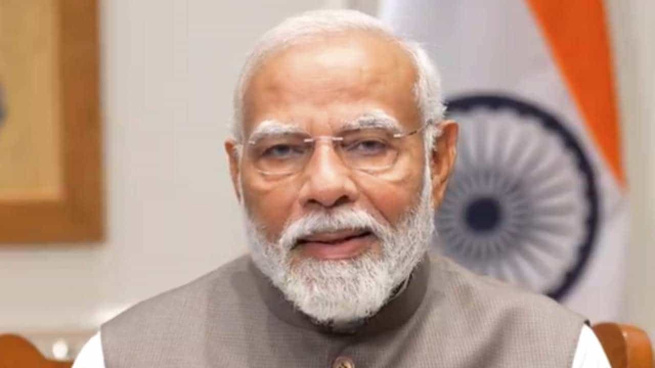 ವರ್ಲ್ಡ್ಕಪ್ ಜೊತೆಗೆ ಕೋಟಿಕೋಟಿ ಜನರ ಹೃದಯ ಗೆದ್ದಿದ್ದೀರಿ: ಟೀಮ್ ಇಂಡಿಯಾಗೆ ಪ್ರಧಾನಿ ಅಭಿನಂದನೆ ವರ್ಲ್ಡ್ಕಪ್ ಜೊತೆಗೆ ಕೋಟಿಕೋಟಿ ಜನರ ಹೃದಯ ಗೆದ್ದಿದ್ದೀರಿ: ಟೀಮ್ ಇಂಡಿಯಾಗೆ ಪ್ರಧಾನಿ ಅಭಿನಂದನೆ