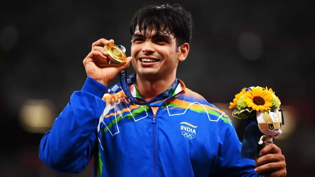 Neeraj Chopra: ಬಂಗಾರದ ಪದಕ ಗೆದ್ದ ಚಿನ್ನದ ಹುಡುಗ ನೀರಜ್ ಚೋಪ್ರಾ Neeraj Chopra: ಬಂಗಾರದ ಪದಕ ಗೆದ್ದ ಚಿನ್ನದ ಹುಡುಗ ನೀರಜ್ ಚೋಪ್ರಾ
