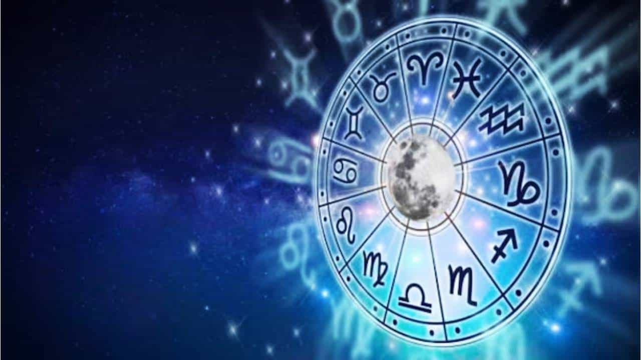 Horoscope: ದಿನಭವಿಷ್ಯ: ಇಂದು ಮಾತುಗಳನ್ನು ಹೆಚ್ಚು ಎಚ್ಚರದಿಂದ ಆಡಿ Horoscope: ದಿನಭವಿಷ್ಯ: ಇಂದು ಮಾತುಗಳನ್ನು ಹೆಚ್ಚು ಎಚ್ಚರದಿಂದ ಆಡಿ